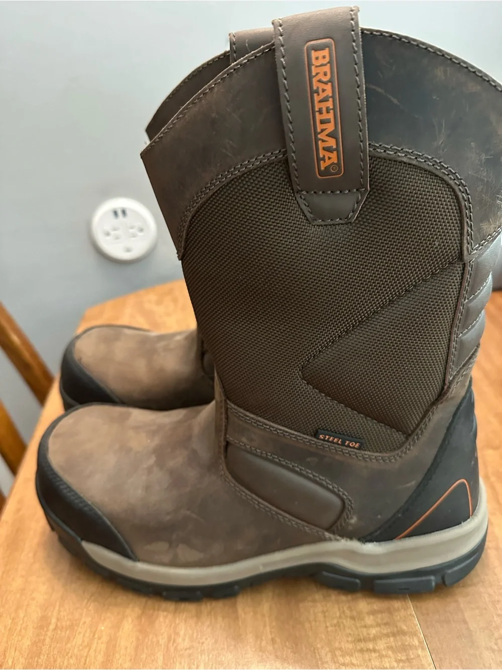 Brahma Men's Dark Brown Steel Toe Work Boots with Black Accents